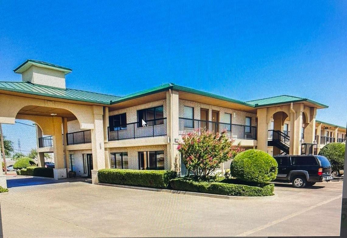 Quality Inn & Suites Abilene Bagian luar foto